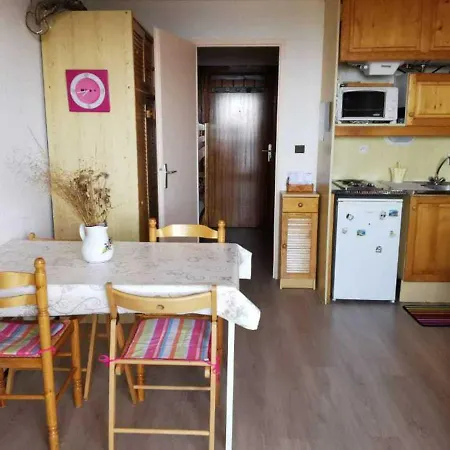 21m² A Avec Balcon Et Parking - Fr-1-340-64 Appartamento *